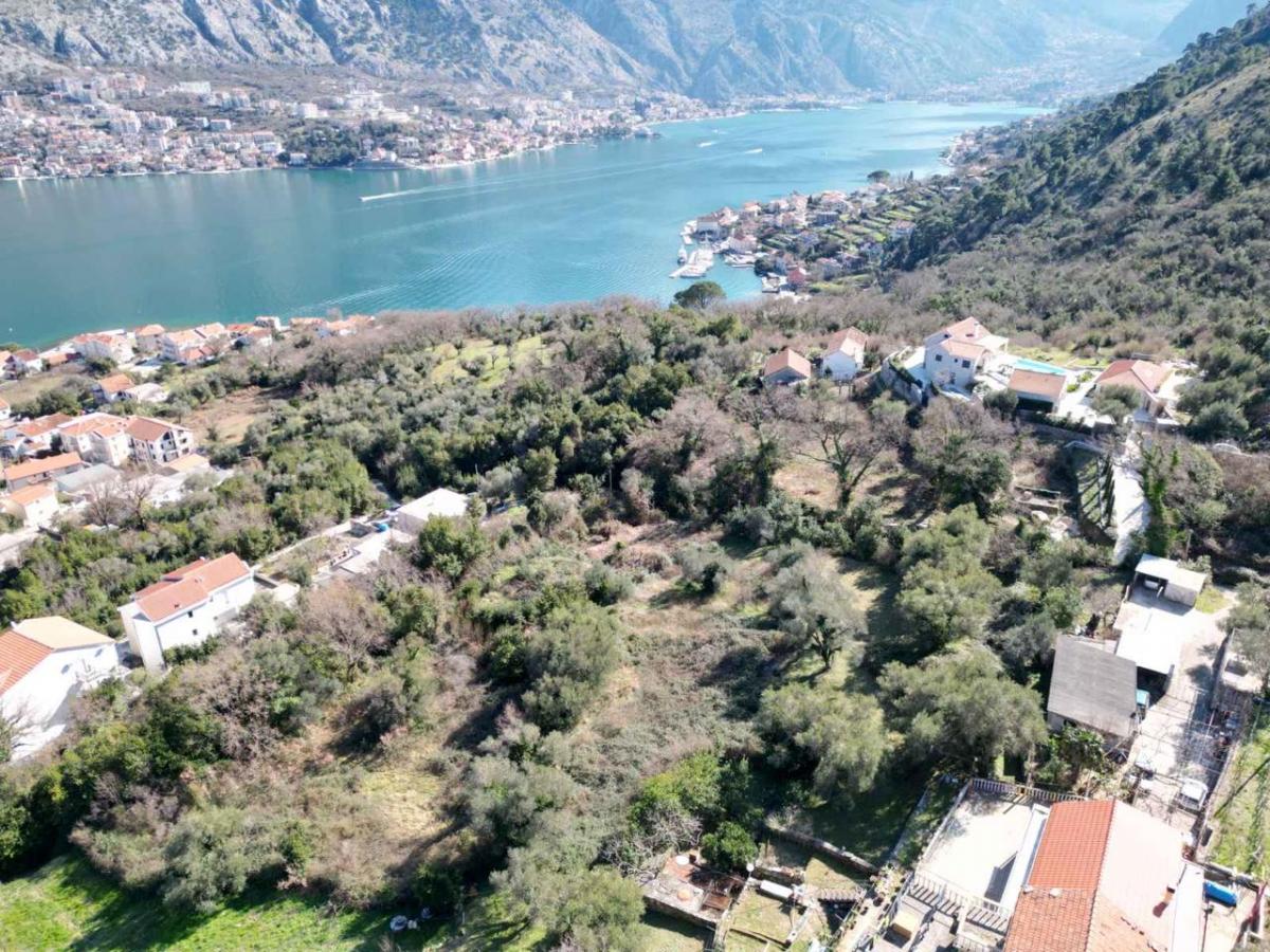 Urbanizovan plac na prodaju-Kotor 2