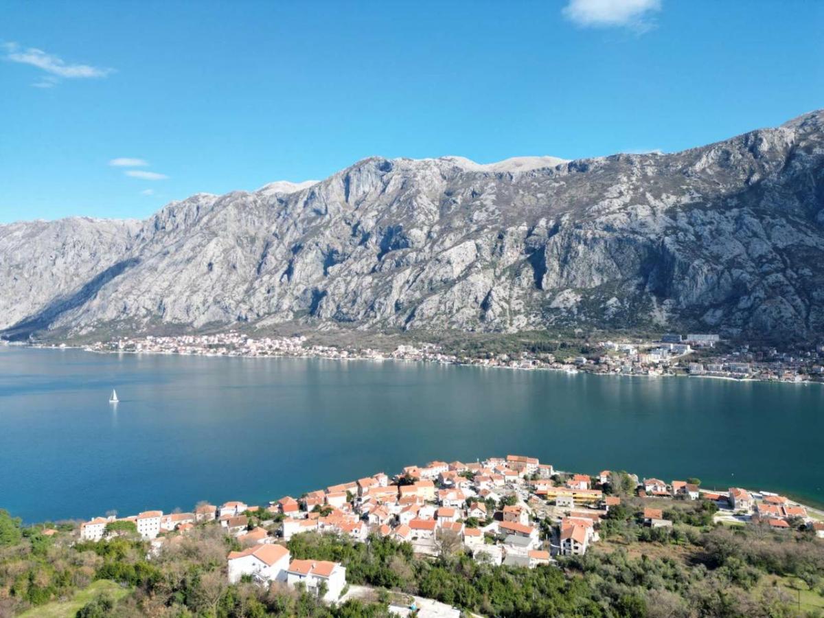 Urbanizovan plac na prodaju-Kotor 4