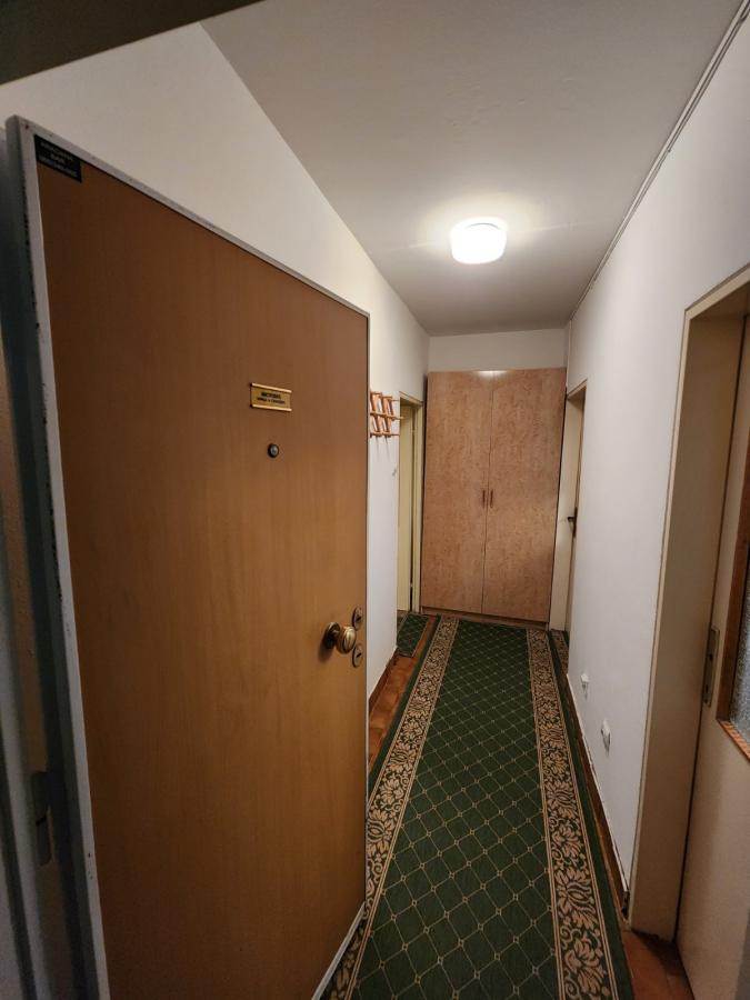 Dvosoban stan u Baru, 60m² 11