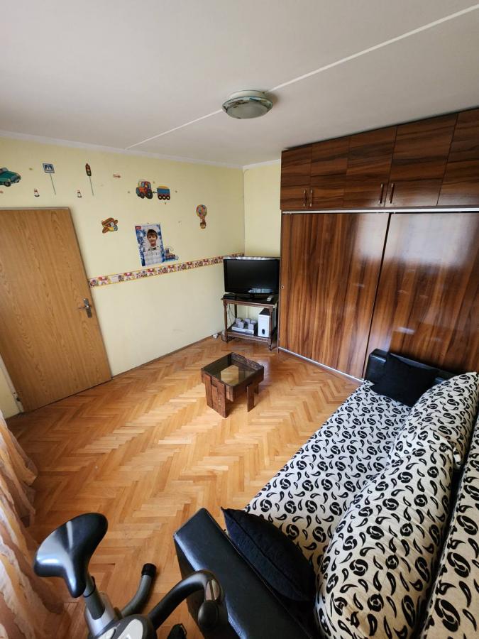 Dvosoban stan u Baru, 60m² 9