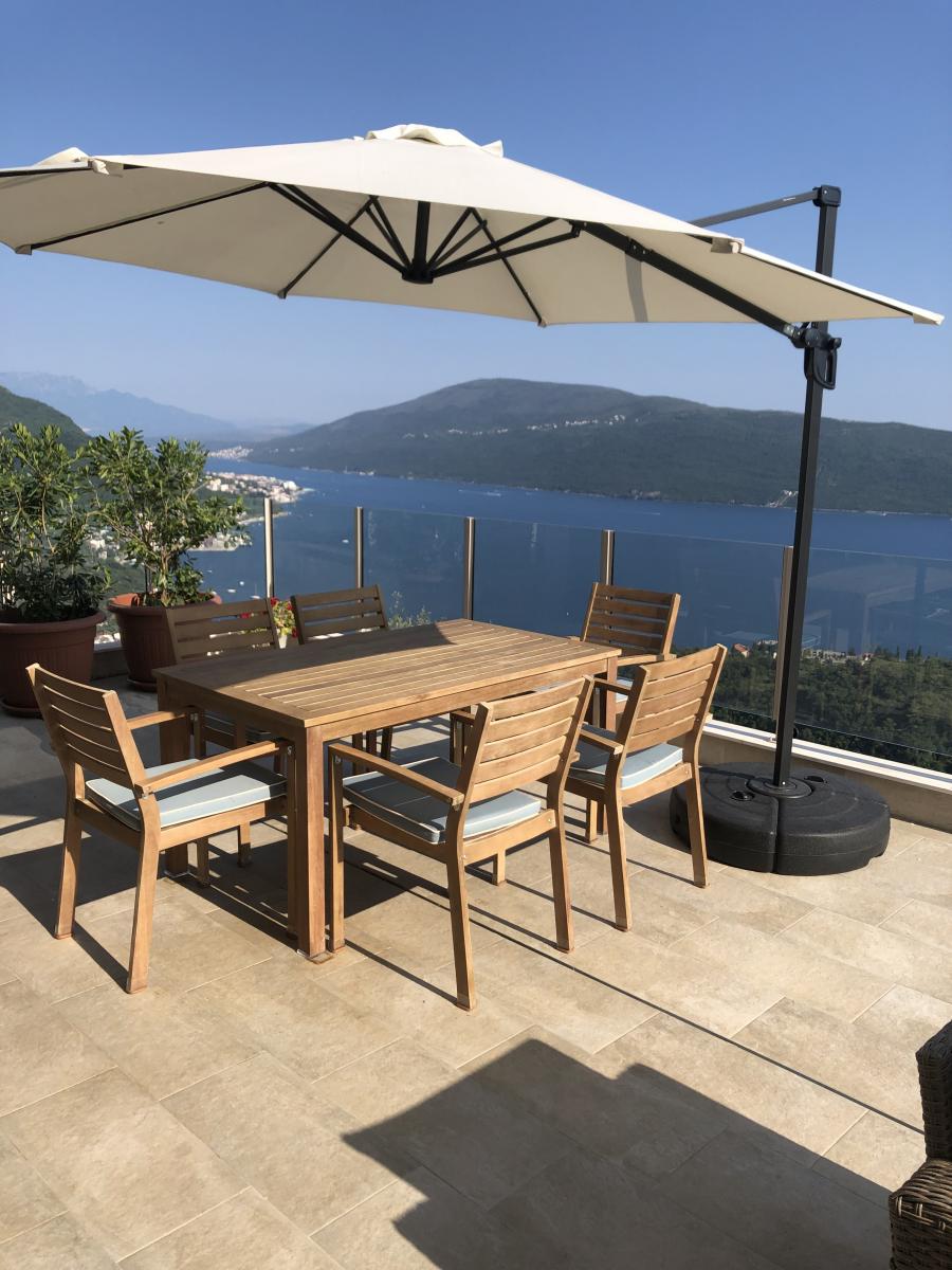 Luxurious 4-Bedroom Villa with Panoramic Terrace in Herceg Novi, Podi 25
