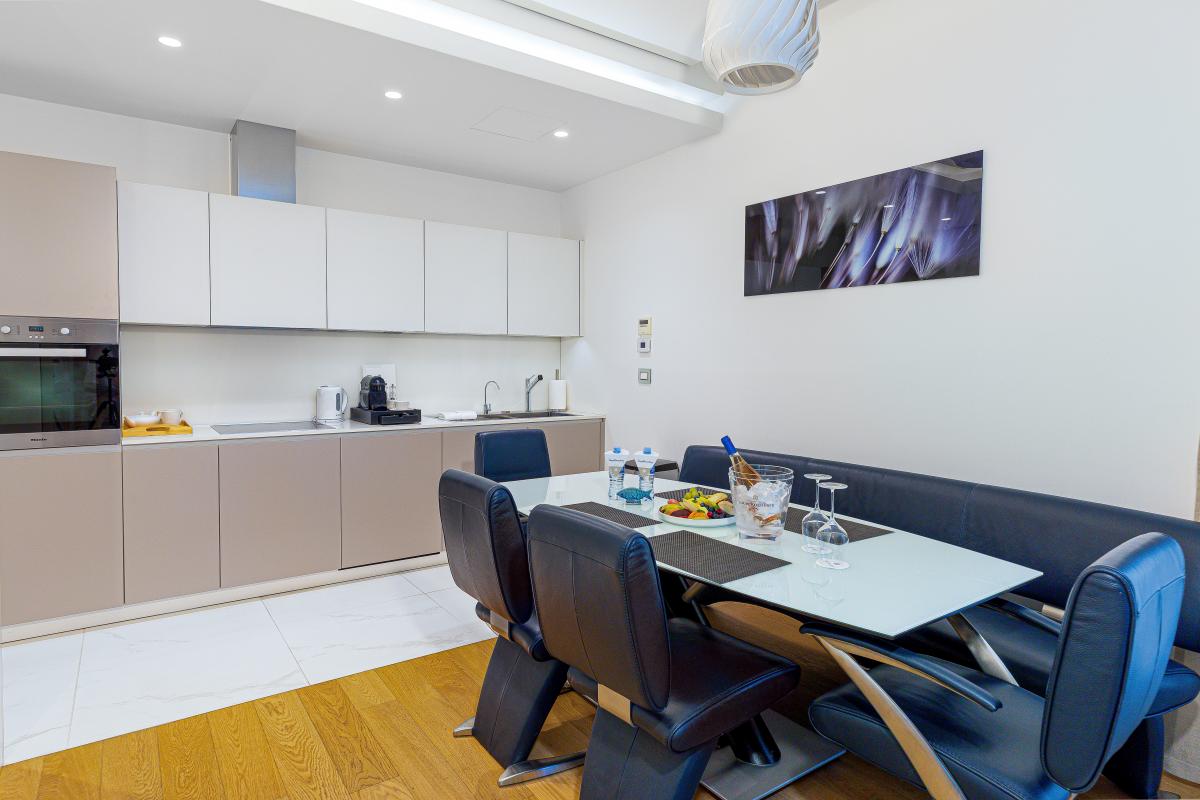 Jednosoban stan u Budvi, 97m² 2