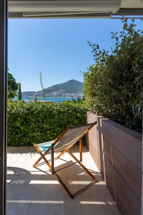 Jednosoban stan u Budvi, 97m² 25