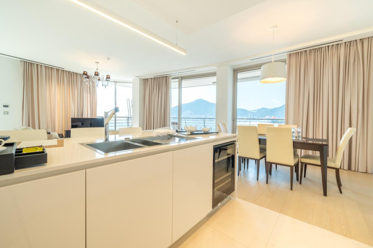 Dvosoban stan u Budvi, 146m² 11