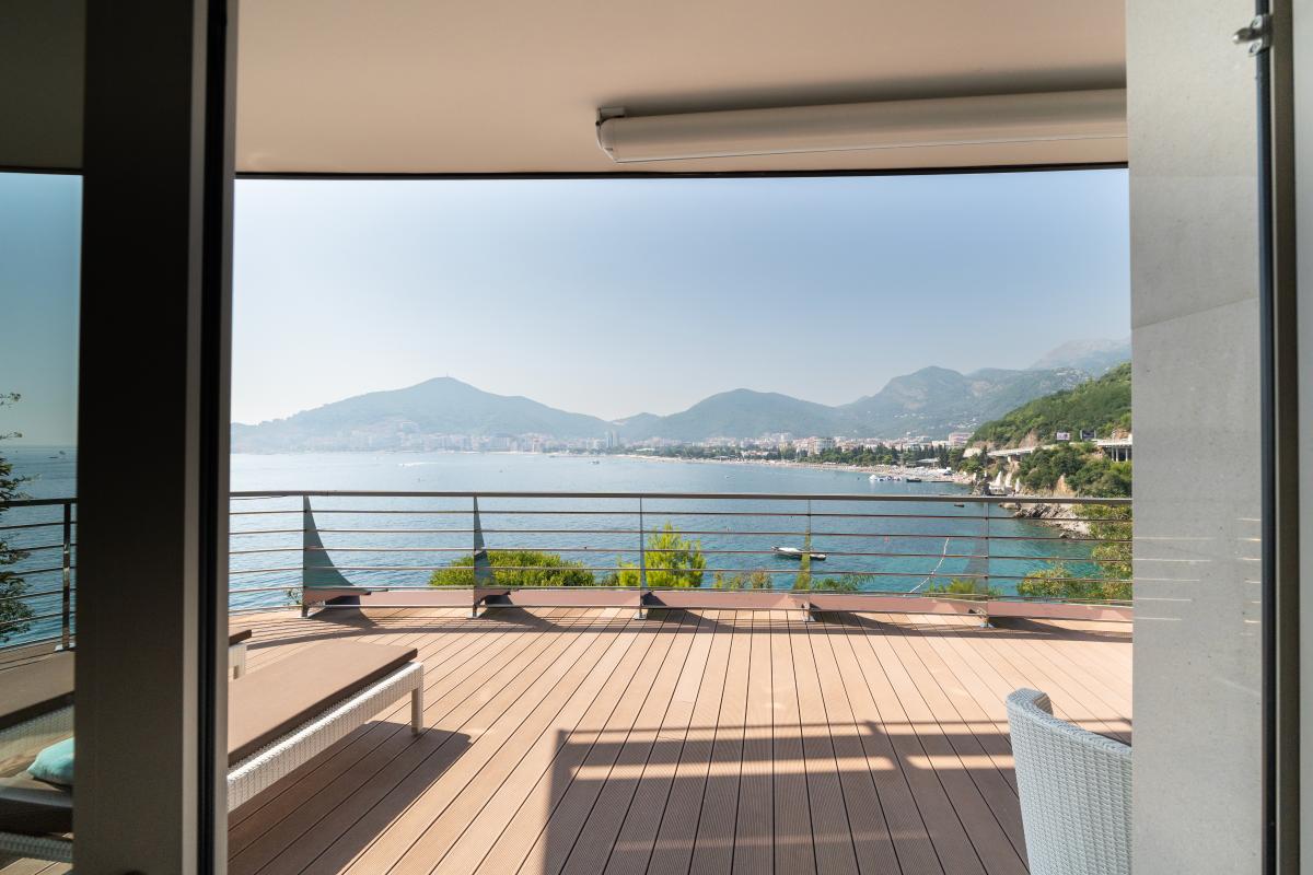 Dvosoban stan u Budvi, 146m² 14