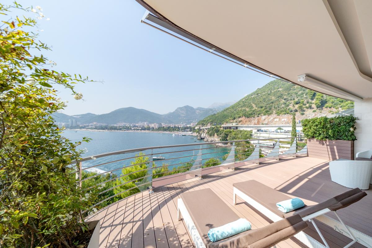 Dvosoban stan u Budvi, 146m² 15