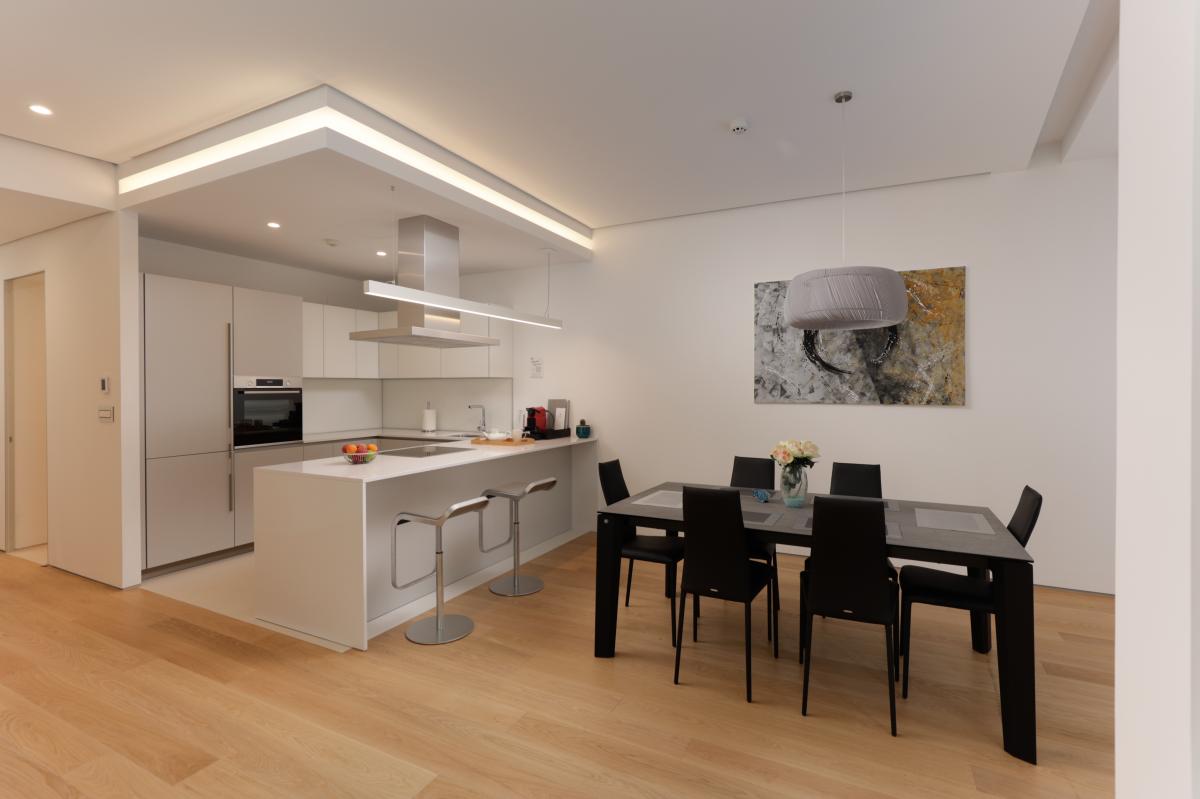 Trosoban stan u Budvi, 214m² 2