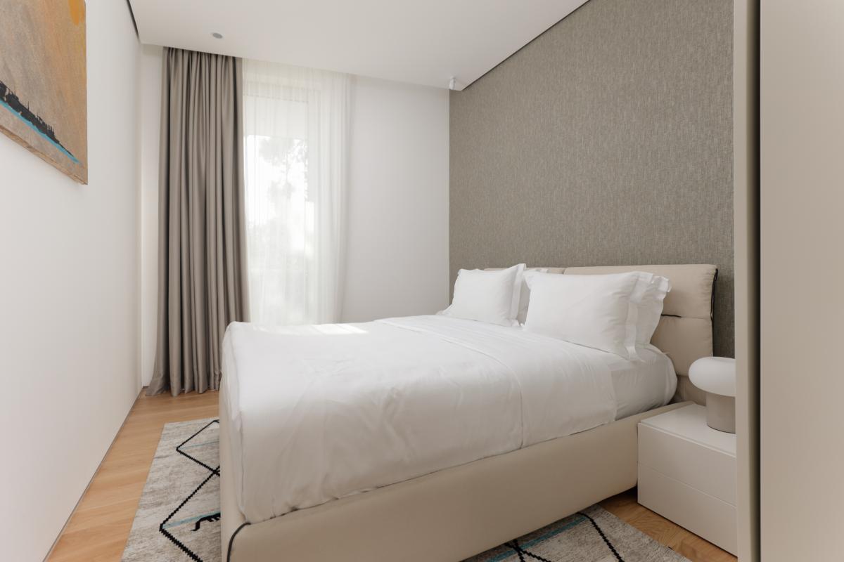 Trosoban stan u Budvi, 214m² 11