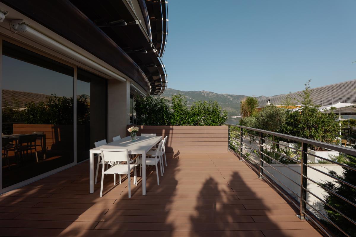 Trosoban stan u Budvi, 214m² 5