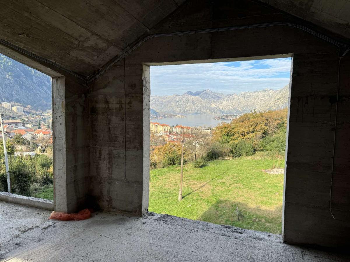 Trosoban stan u Kotoru, 93m² 5