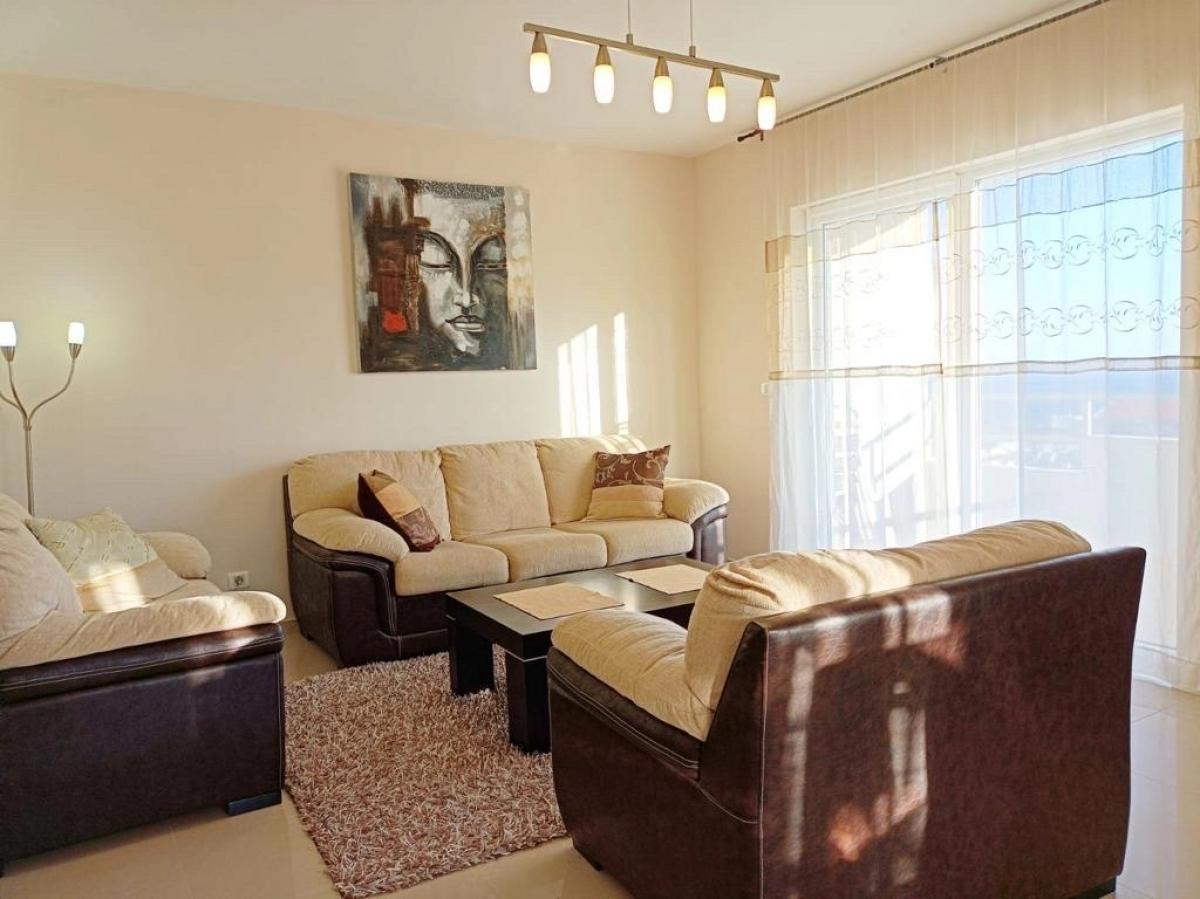 Apartment with 2 bedrooms and a panoramic view of the sea 2