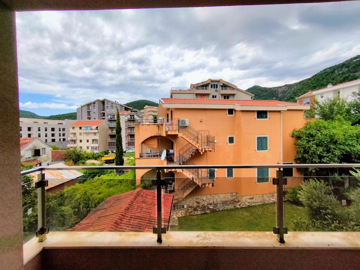 2 bedroom apartment 53m2 for sale in Budva 2