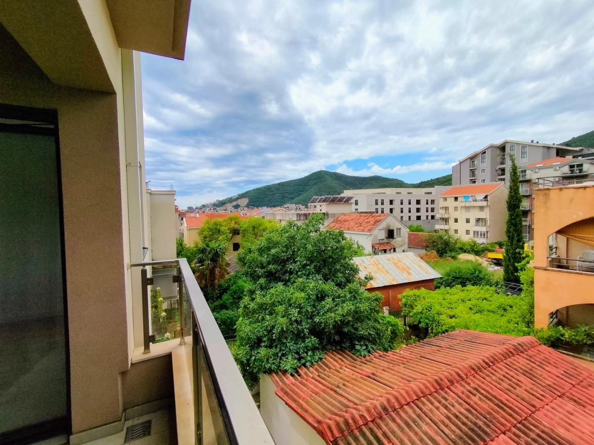 2 bedroom apartment 53m2 for sale in Budva 17