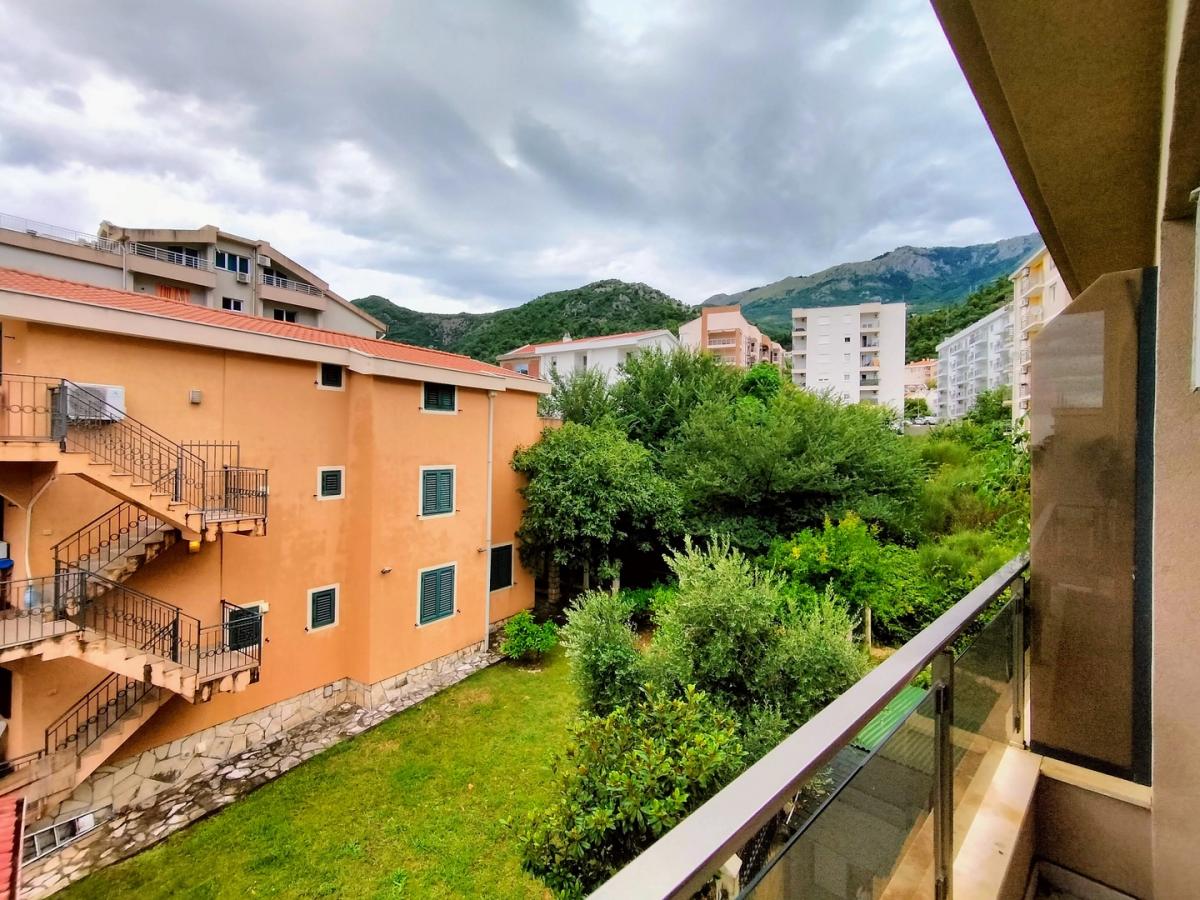 2 bedroom apartment 53m2 for sale in Budva 9