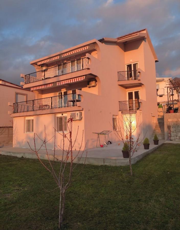 Kuća u Baru, 350m² 3