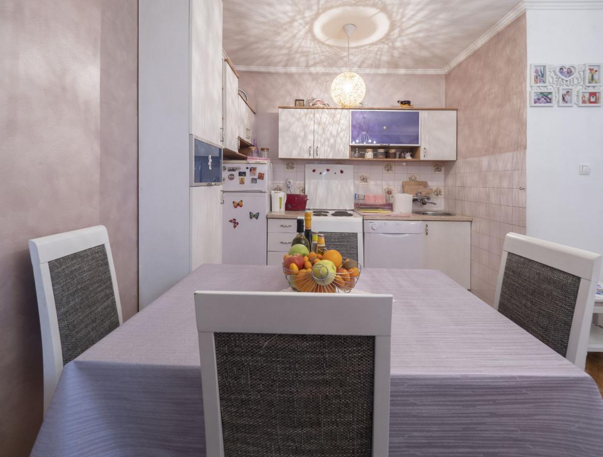 One bedroom apartment for sale in Budva 8