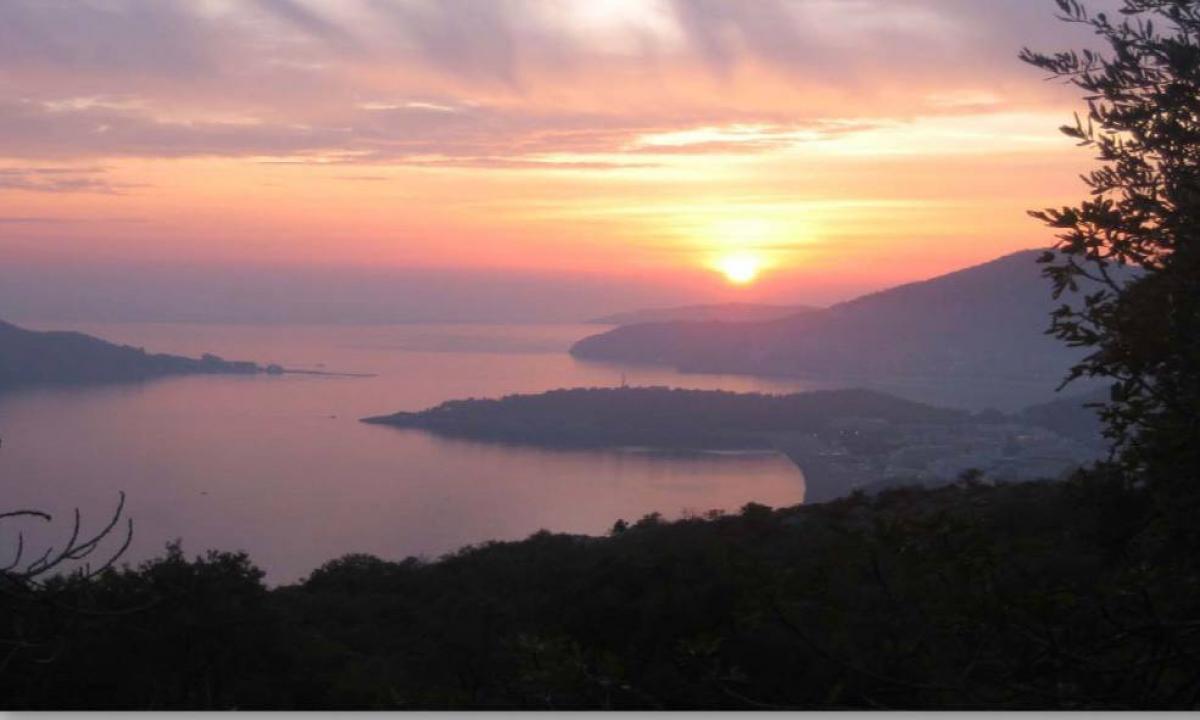 Urbanized land for sale, 60000 m2 (GBA: 23000 m2), Budva 2