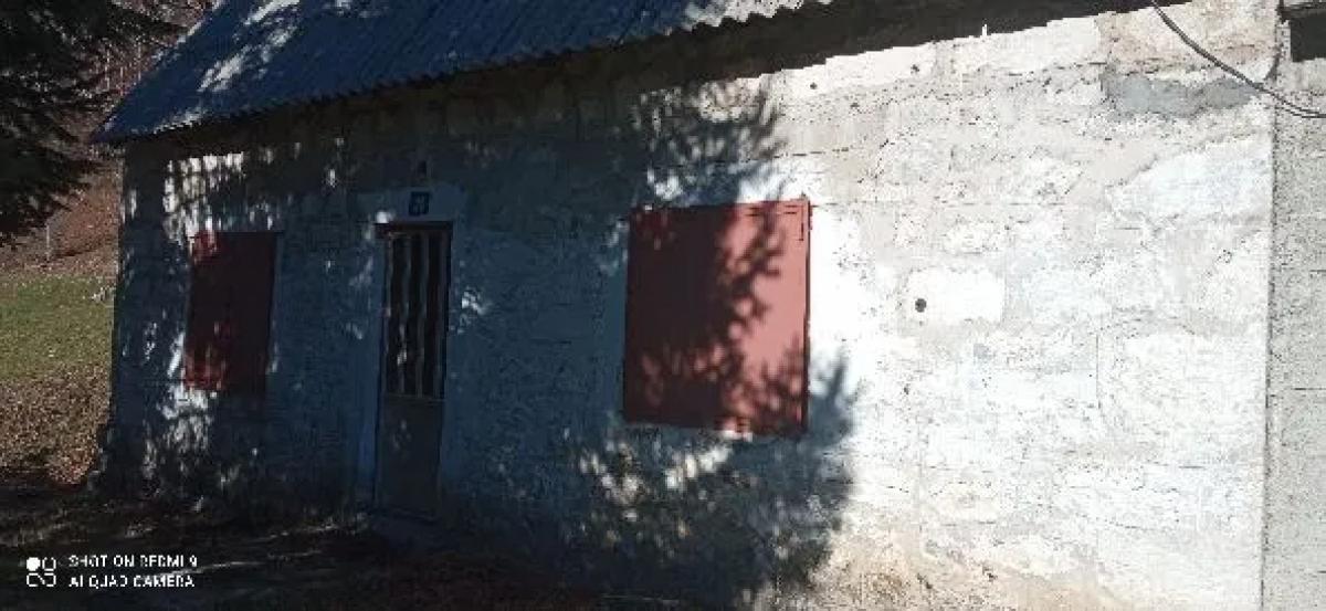 Na prodaju imanje u selu Donja Bukovica, Savnik, 99130m2 11