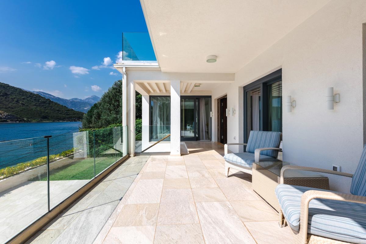 Family Villa on the First Line of the Sea in the Bay of Kotor 23