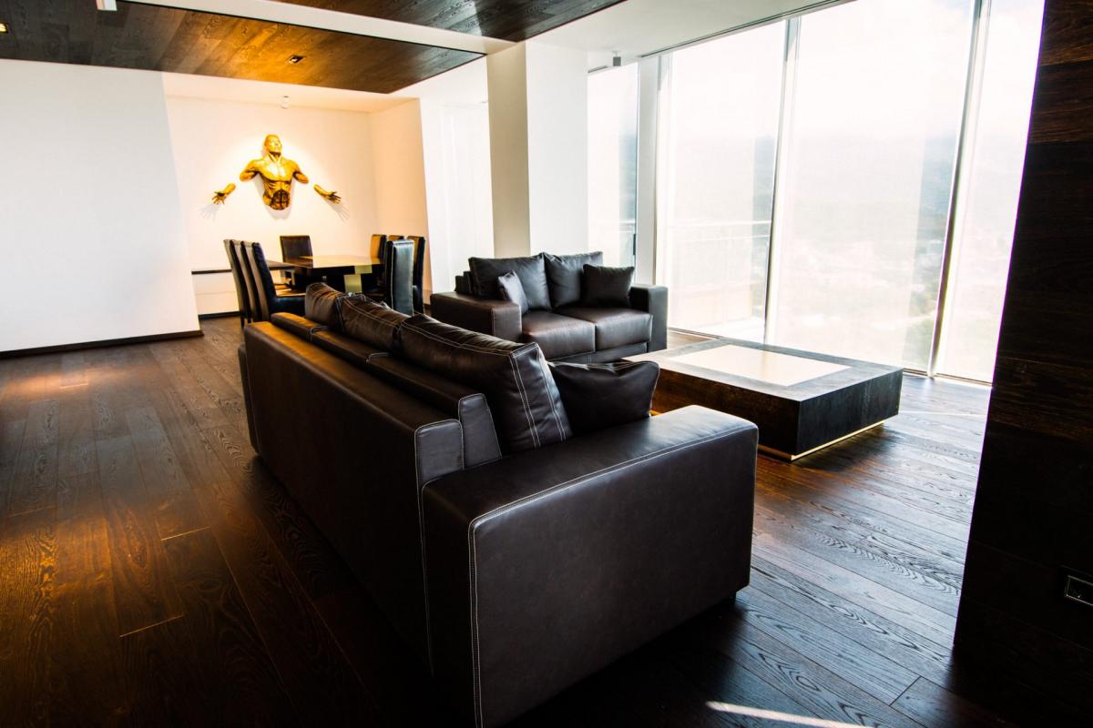 For sale: Luxury penthouse 168 m2 with sea view, Budva, Bečići 6