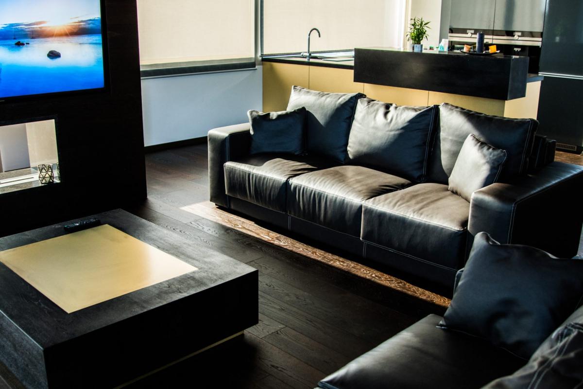 For sale: Luxury penthouse 168 m2 with sea view, Budva, Bečići 7