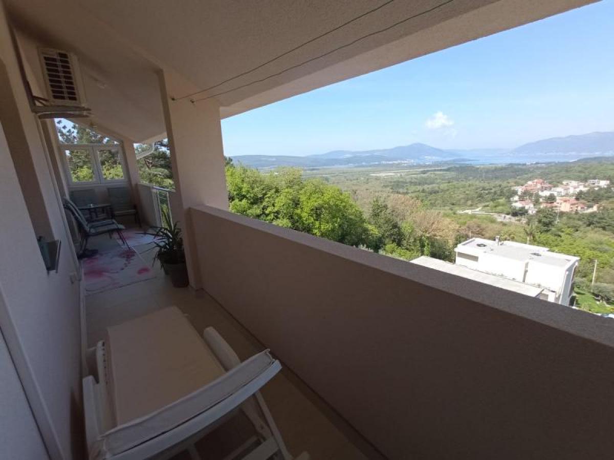 Three-bedroom apartment 101 m2 with a view of the Tivat Bay, Luštica and part of Herceg Novi 3