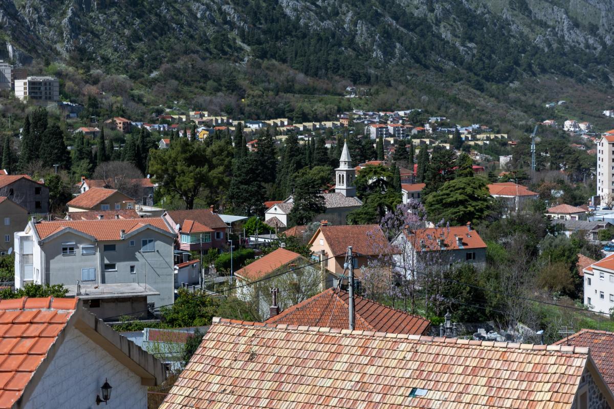 New house of 160m2 with sea view in Kotor 24