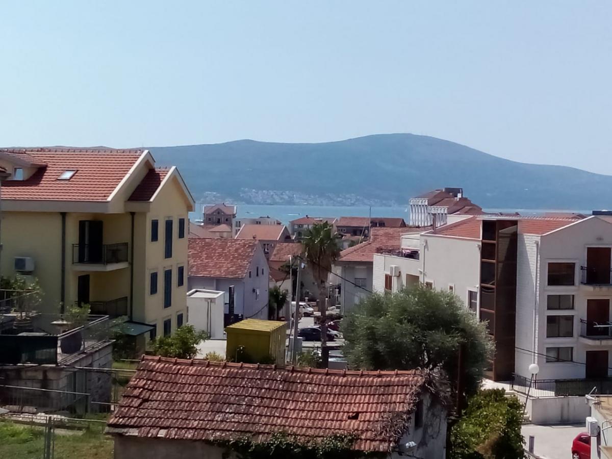 Kuća u Tivtu, 90m²