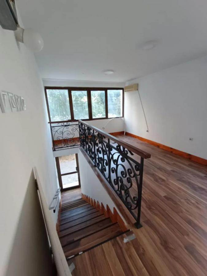 Poslovni prostor u Baru, 32m² 2