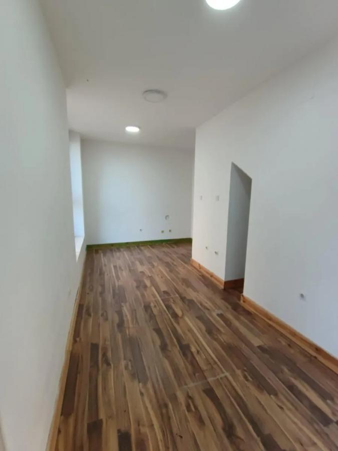 Poslovni prostor u Baru, 32m² 3