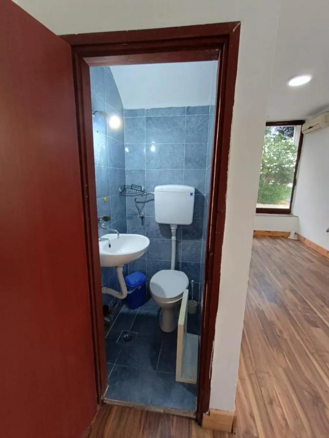 Poslovni prostor u Baru, 32m² 5