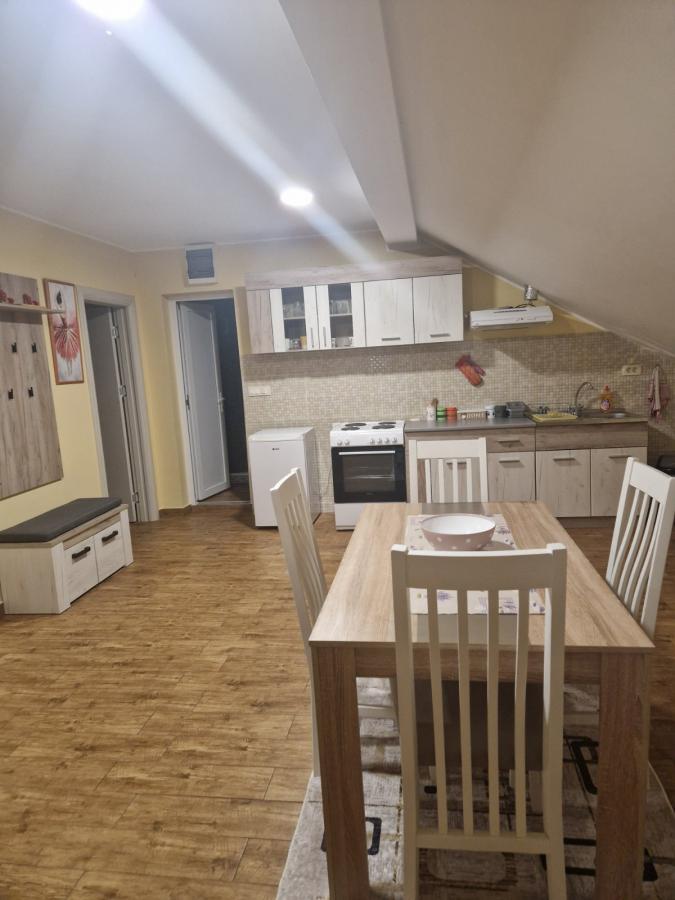 Jednosoban stan u Tivtu, 57m² 2