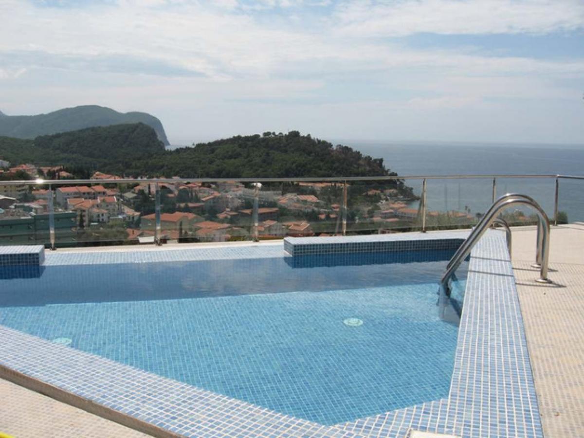 Apartments for sale in Petrovac 4