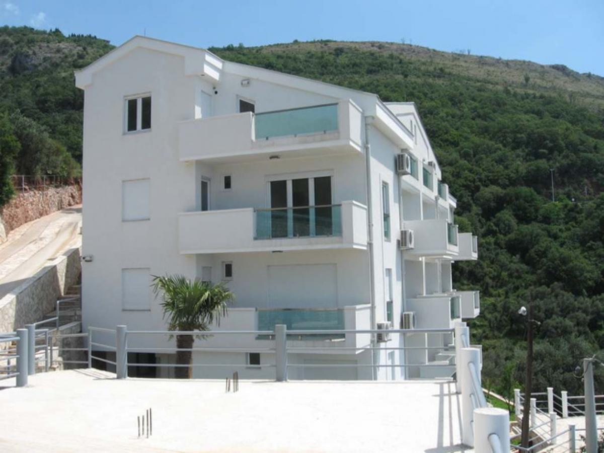 Apartments for sale in Petrovac 8