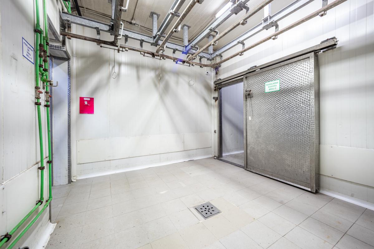 Nekretnina na Cetinju, 1200m² 11