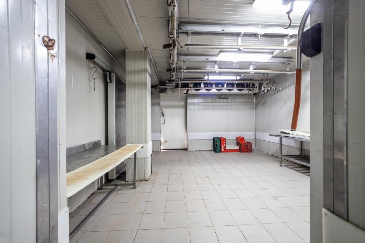 Nekretnina na Cetinju, 1200m² 21
