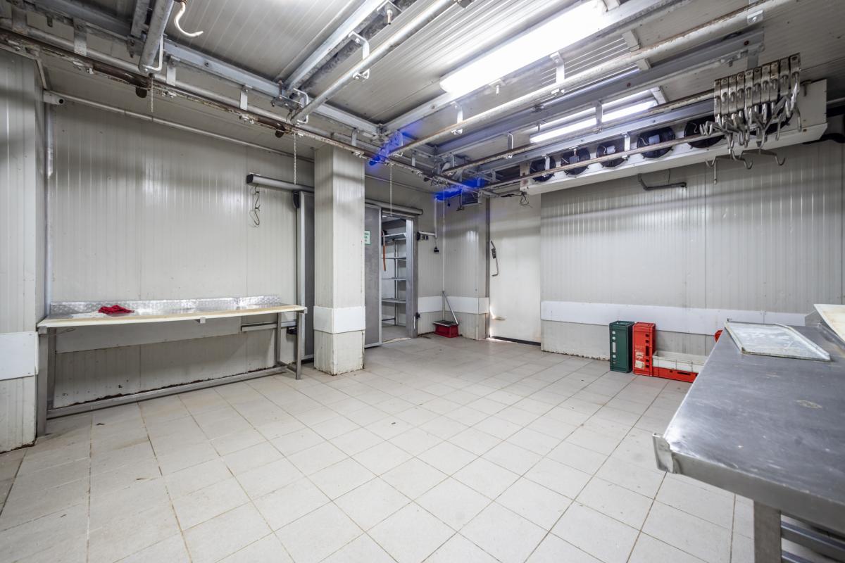 Nekretnina na Cetinju, 1200m² 23