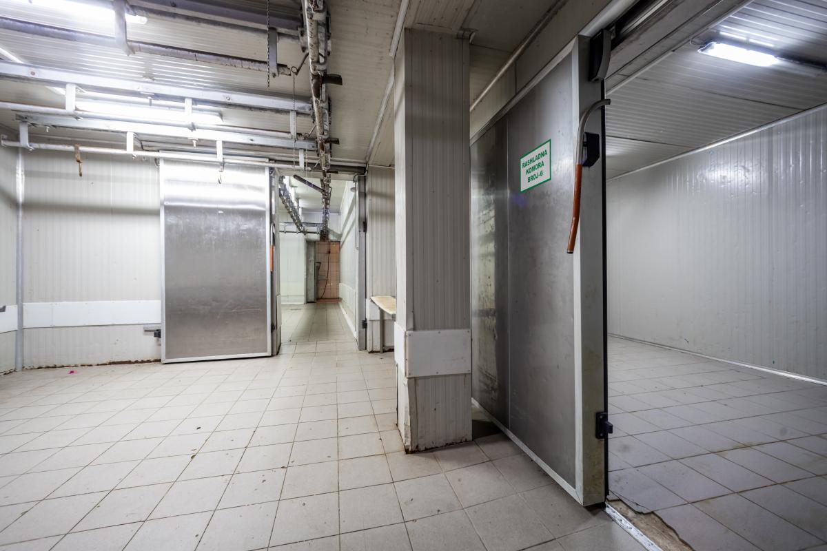 Nekretnina na Cetinju, 1200m² 25