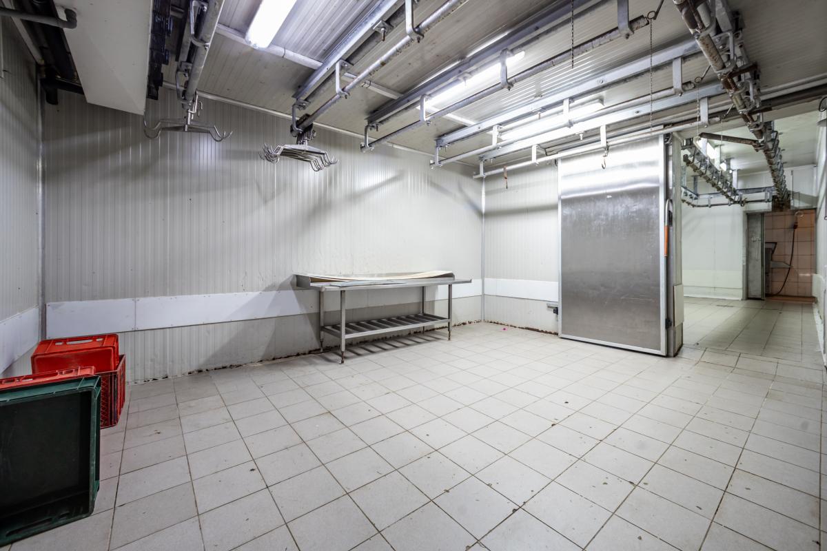 Nekretnina na Cetinju, 1200m² 26