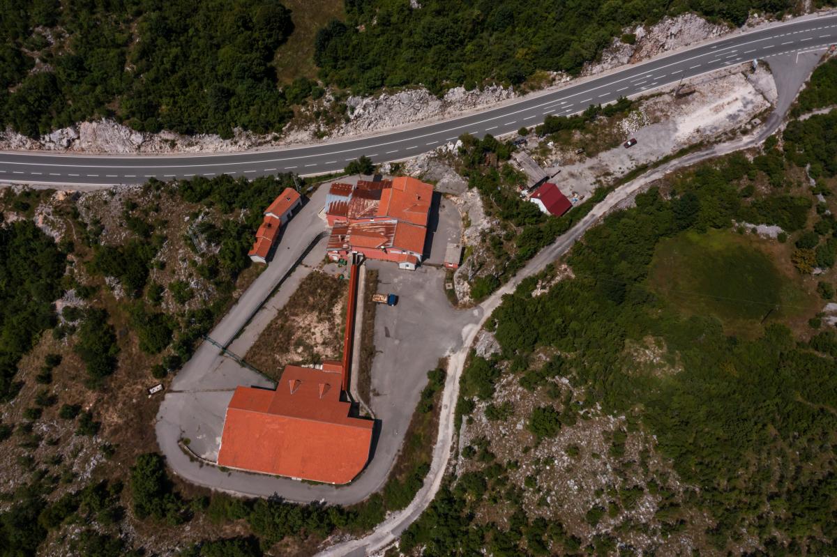 Nekretnina na Cetinju, 1200m² 4