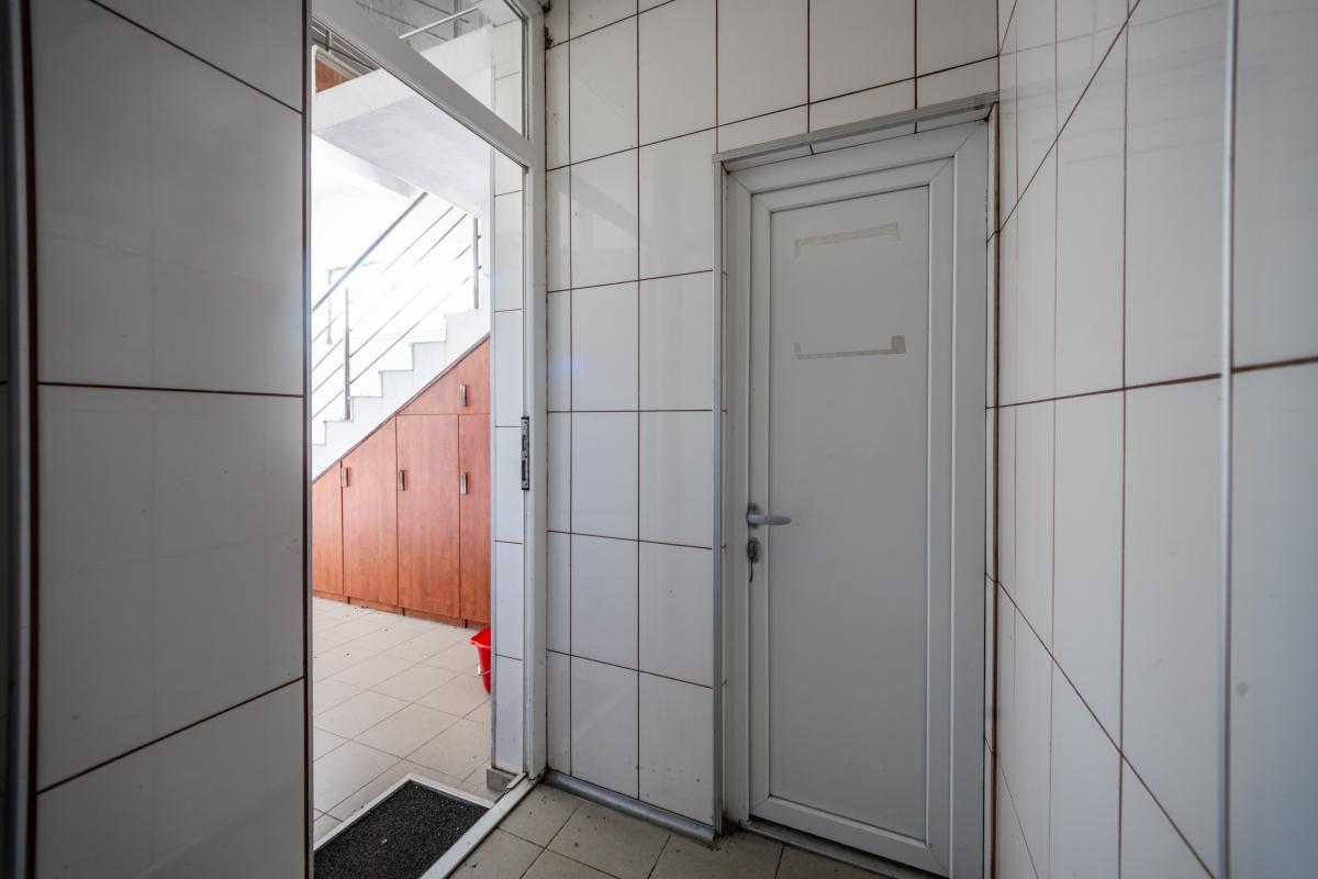 Nekretnina na Cetinju, 1200m² 33