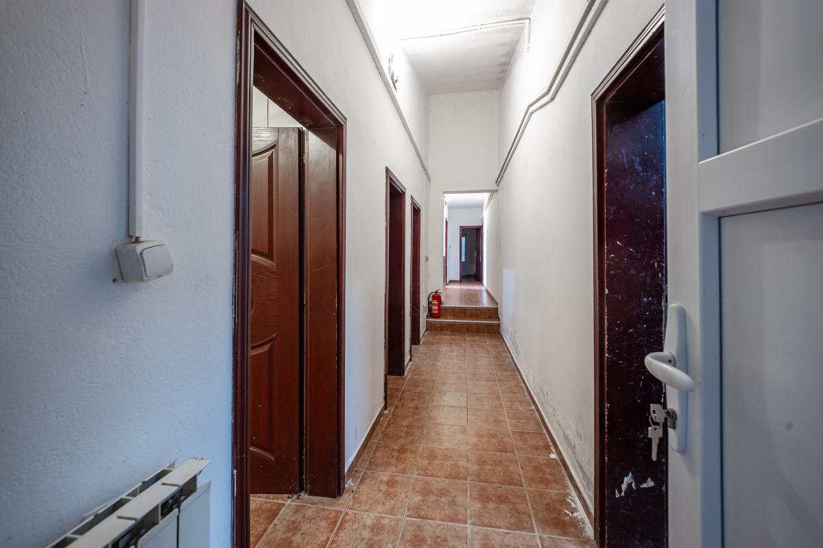 Nekretnina na Cetinju, 1200m² 40