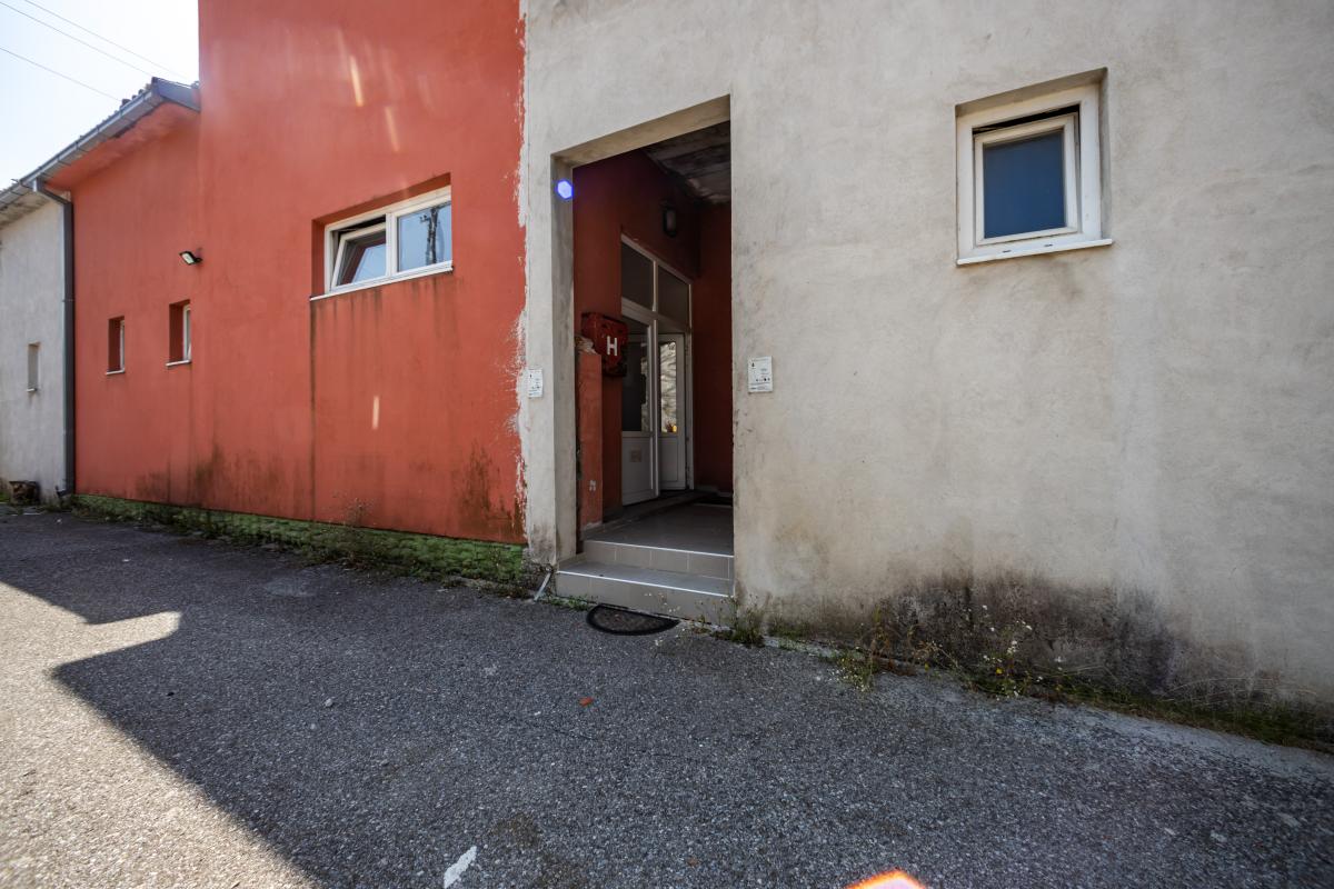 Nekretnina na Cetinju, 1200m² 47