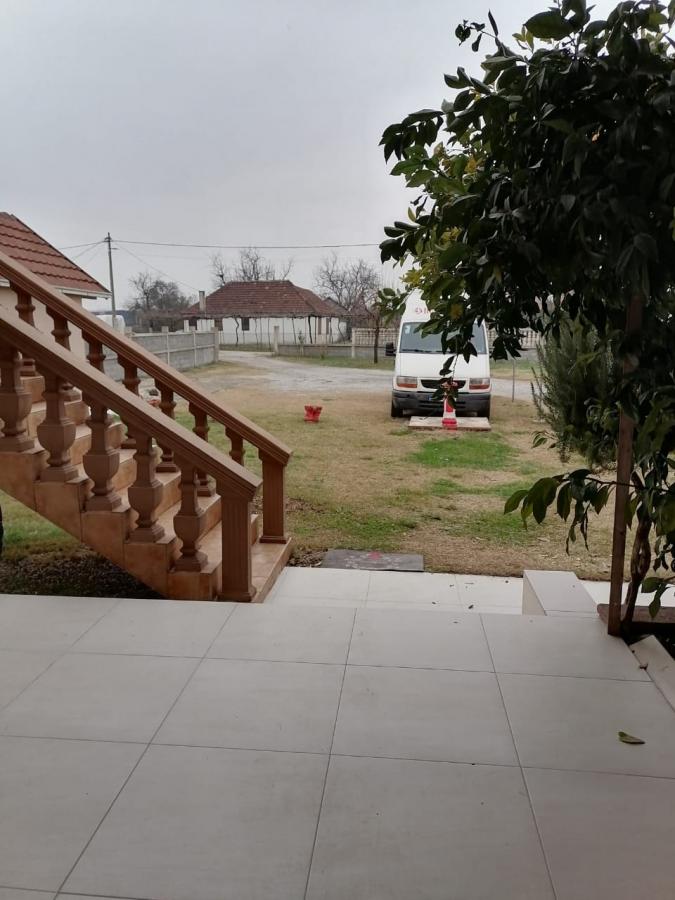 Kuća u Podgorici, 350m² 2