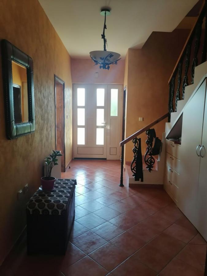 Kuća u Podgorici, 350m² 11