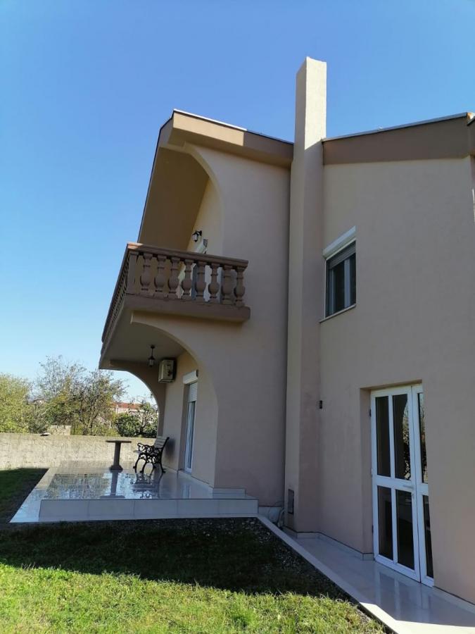 Kuća u Podgorici, 350m² 3
