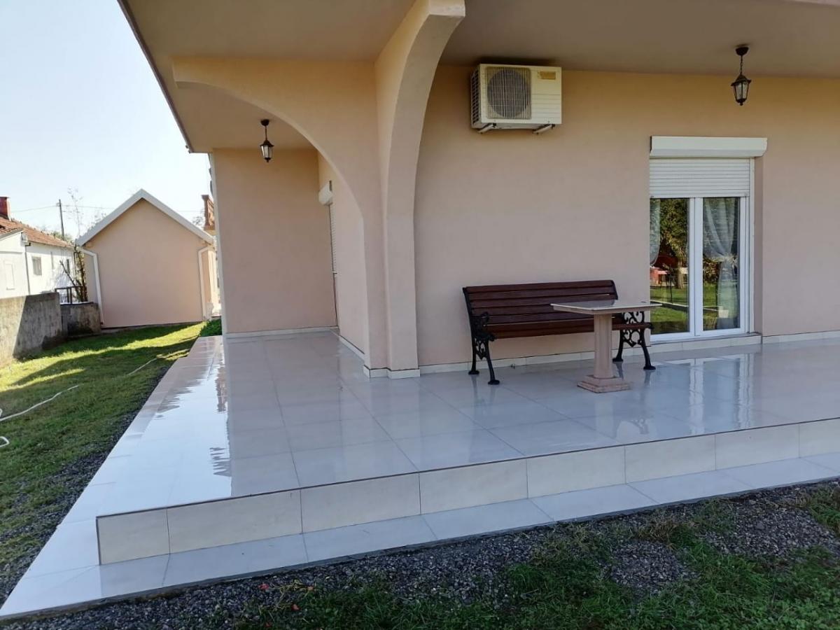 Kuća u Podgorici, 350m² 4