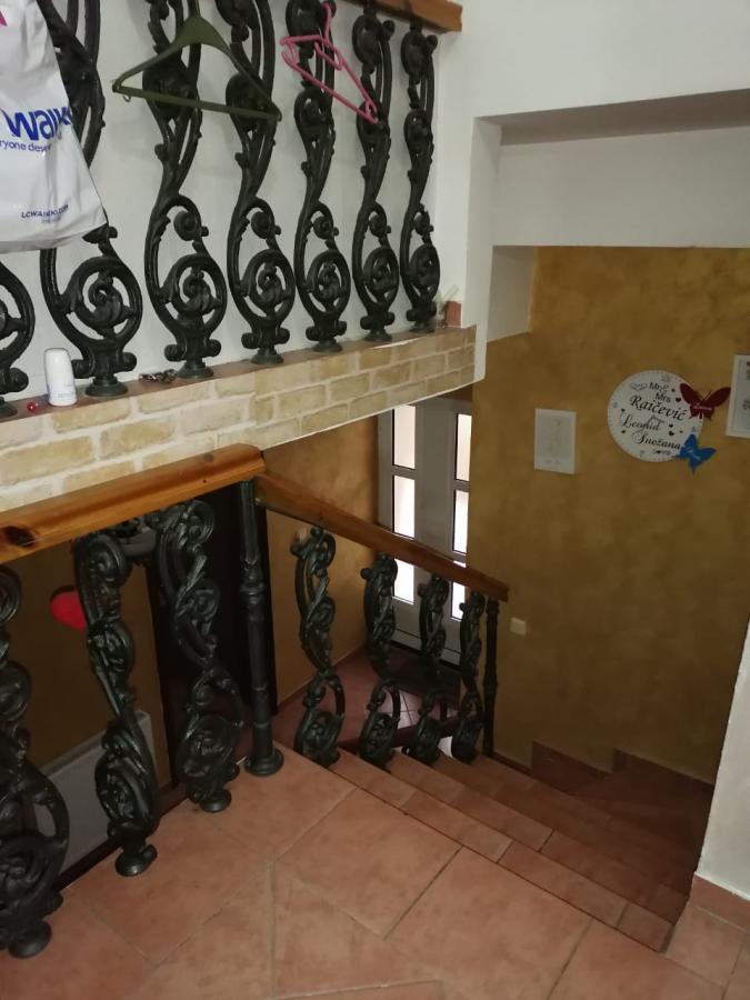 Kuća u Podgorici, 350m² 9