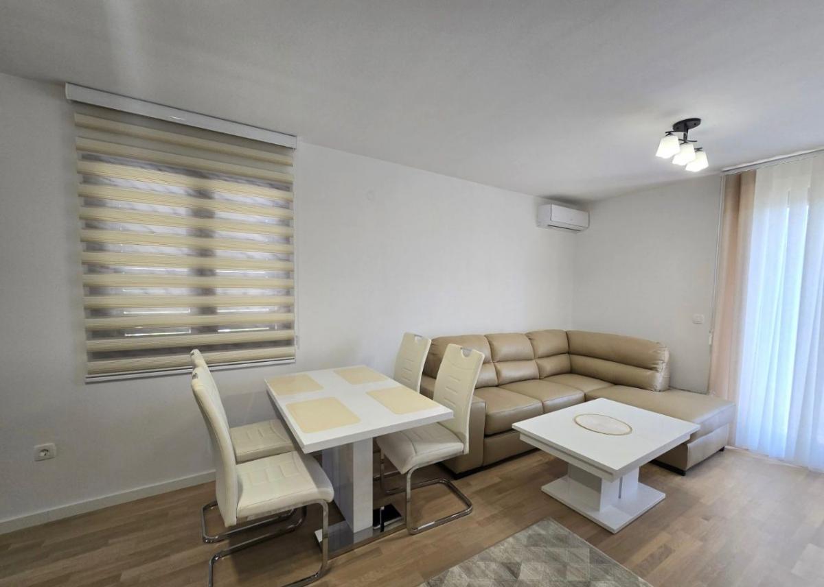 Jednosoban stan u Tivtu, 50m² 5