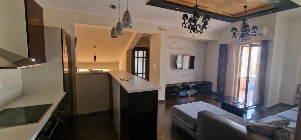 Višesoban stan u Kotoru, 120m² 2